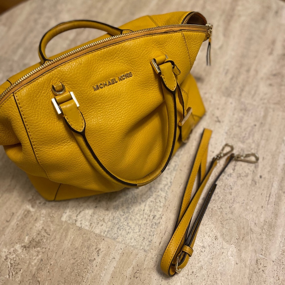 Michael Kors purse